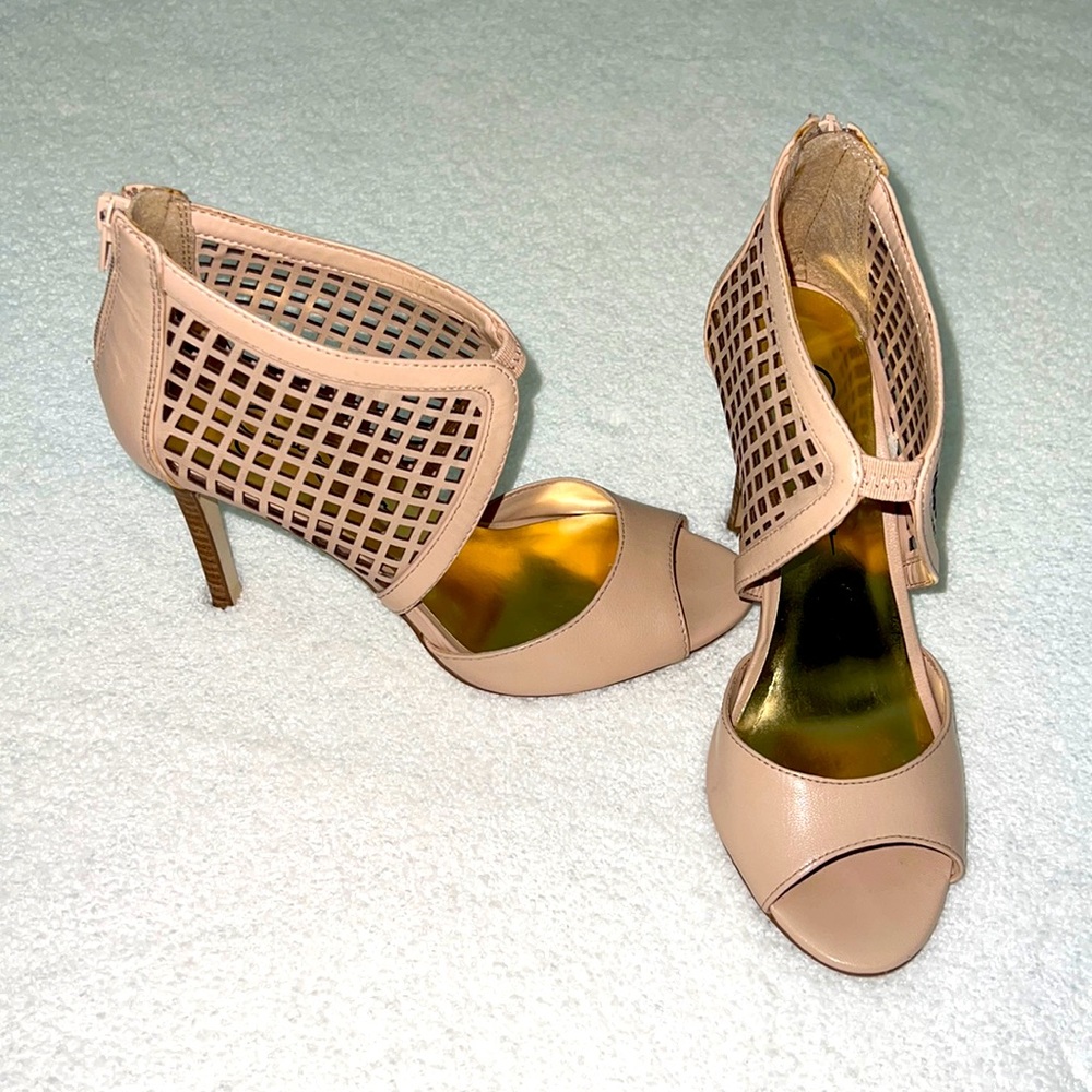 Like new, Jessica Simpson heels